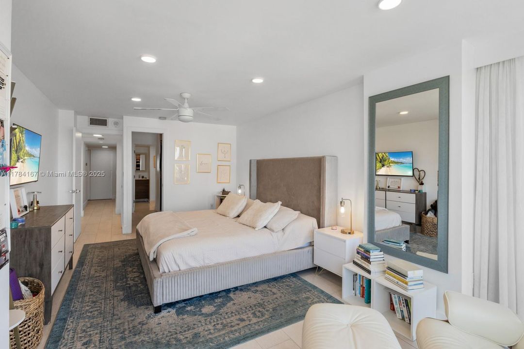 Vendido Recientemente: $1,600,000 (2 camas, 2 baños, 1670 Pies cuadrados)