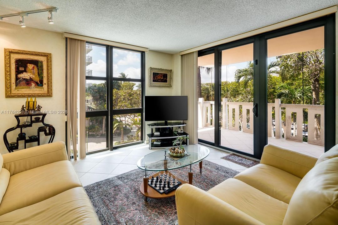 待售: $1,395,000 (3 贝兹, 2 浴室, 1782 平方英尺)