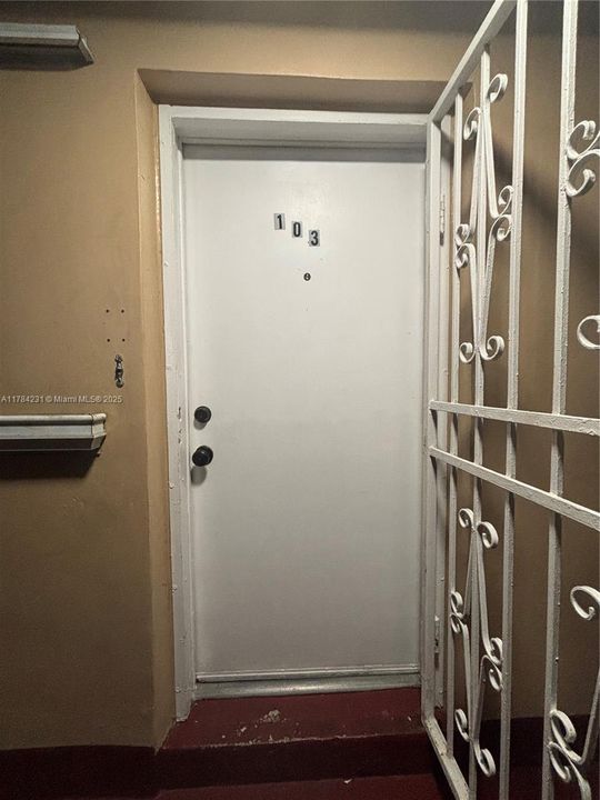 Recientemente alquilado: $1,700 (1 camas, 1 baños, 644 Pies cuadrados)