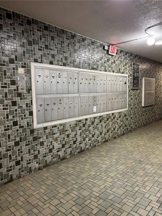 Recientemente alquilado: $1,700 (1 camas, 1 baños, 644 Pies cuadrados)