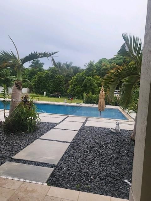 Недавно продано: $1,149,000 (4 спален, 3 ванн, 2580 Квадратных фут)