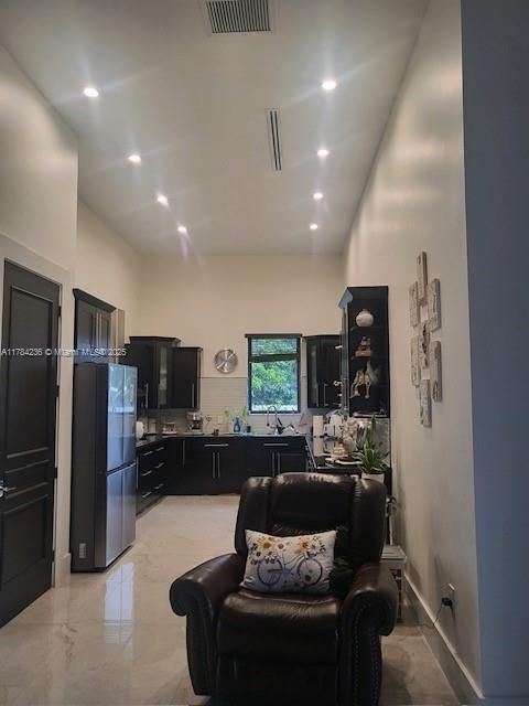 Недавно продано: $1,149,000 (4 спален, 3 ванн, 2580 Квадратных фут)