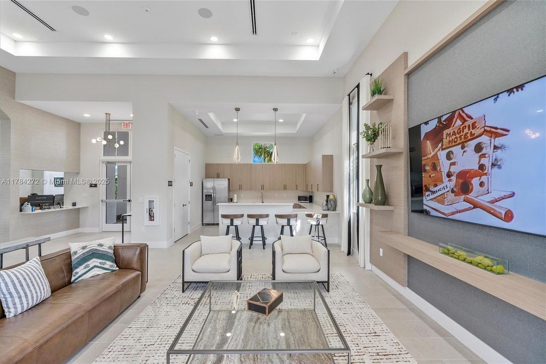 最近租的: $3,367 (3 贝兹, 2 浴室, 1331 平方英尺)