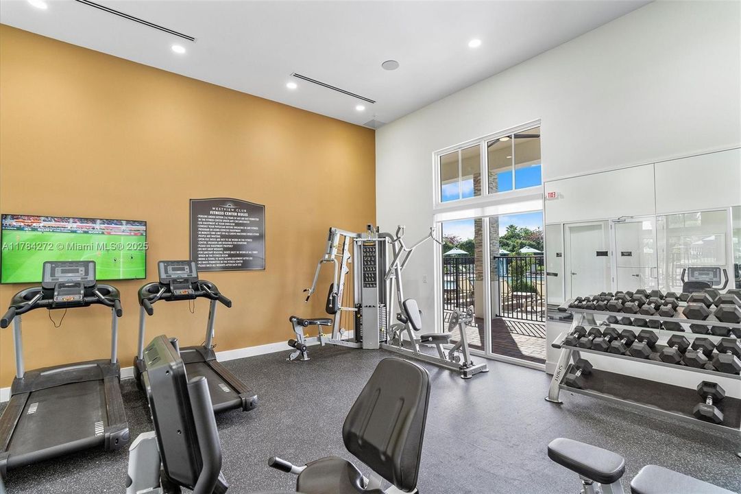 最近租的: $3,367 (3 贝兹, 2 浴室, 1331 平方英尺)