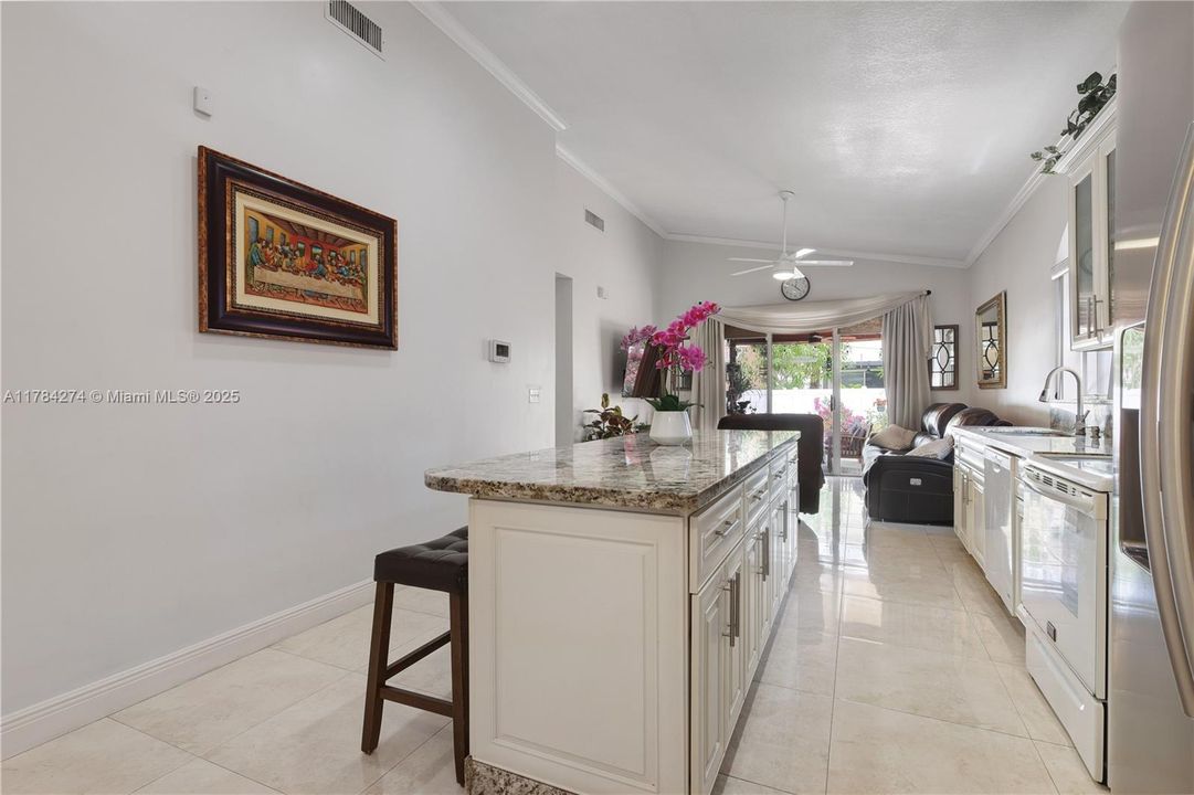 Recently Rented: $3,600 (3 beds, 2 baths, 1582 Square Feet)