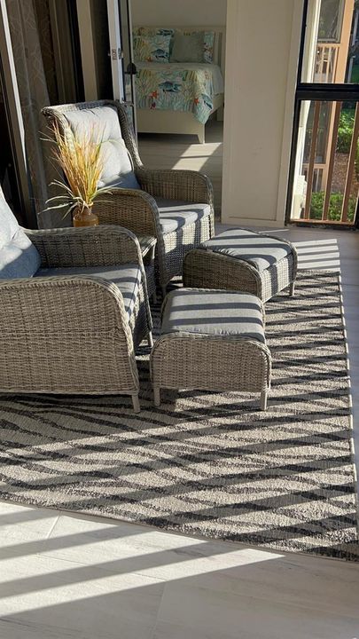 Wrap Around Balcony
