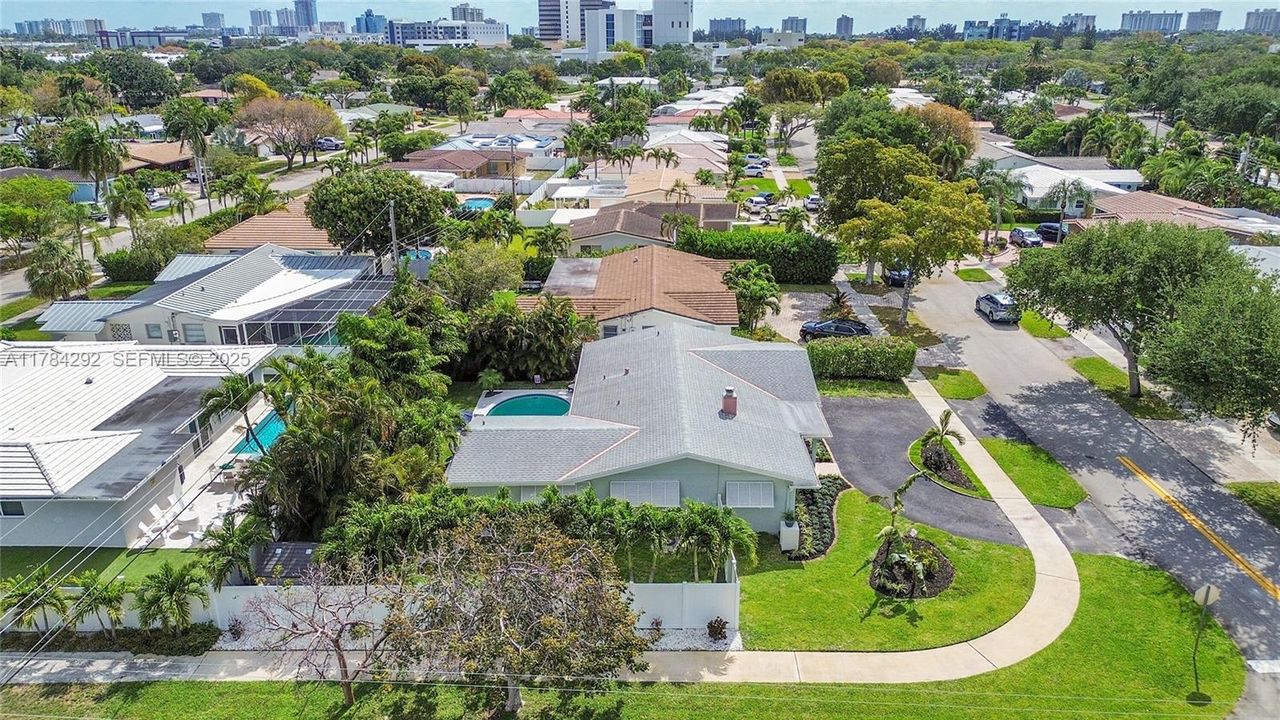 待售: $765,000 (3 贝兹, 2 浴室, 1391 平方英尺)