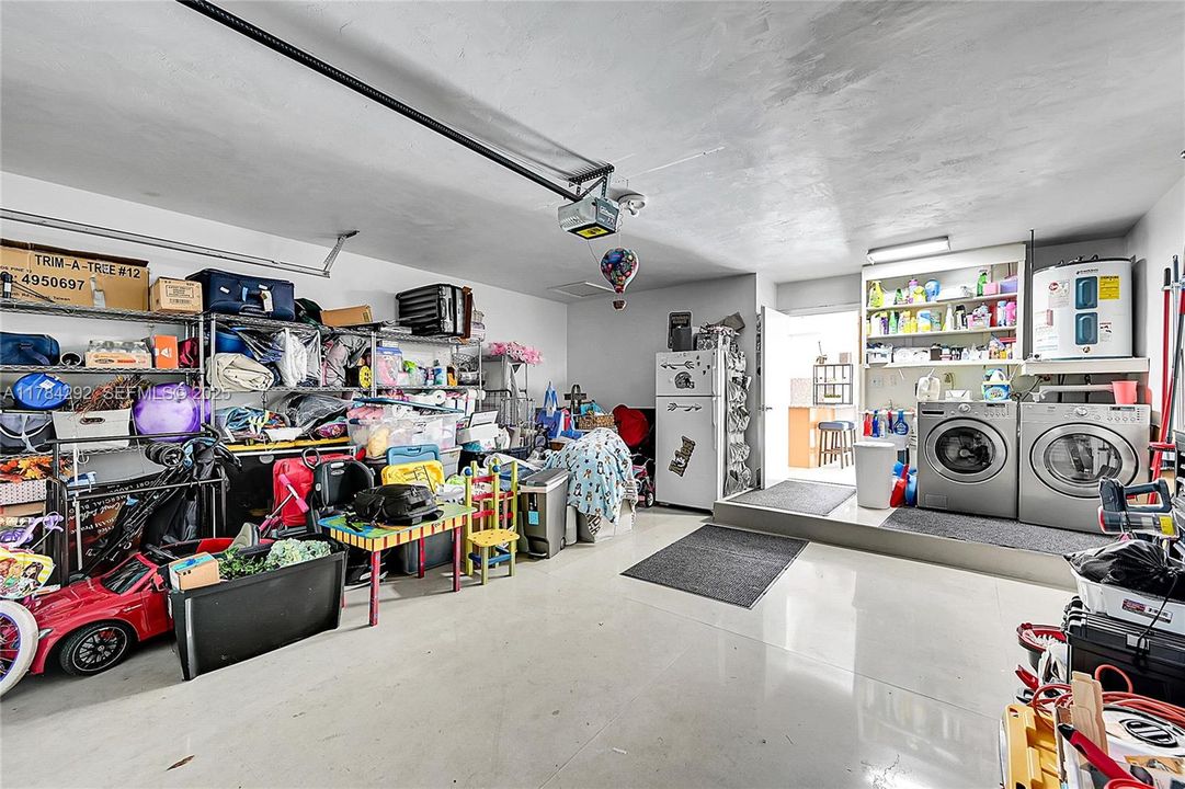 待售: $765,000 (3 贝兹, 2 浴室, 1391 平方英尺)