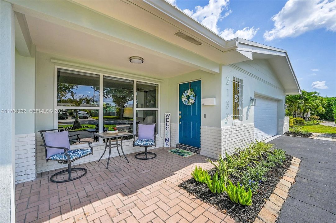 待售: $765,000 (3 贝兹, 2 浴室, 1391 平方英尺)