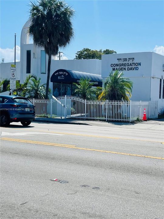 Recently Sold: $625,000 (3 beds, 2 baths, 1264 Square Feet)