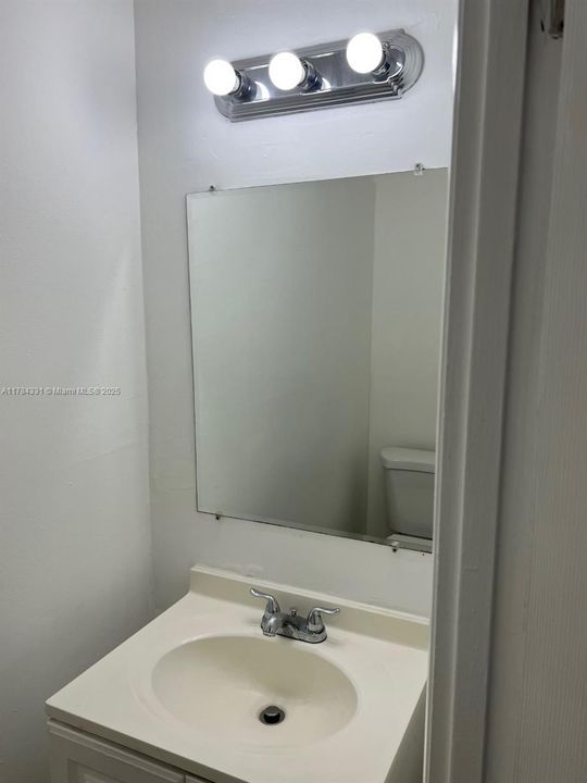 Недавно продано: $213,950 (4 спален, 2 ванн, 1440 Квадратных фут)