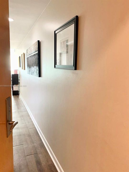 На продажу: $470,000 (2 спален, 2 ванн, 1006 Квадратных фут)