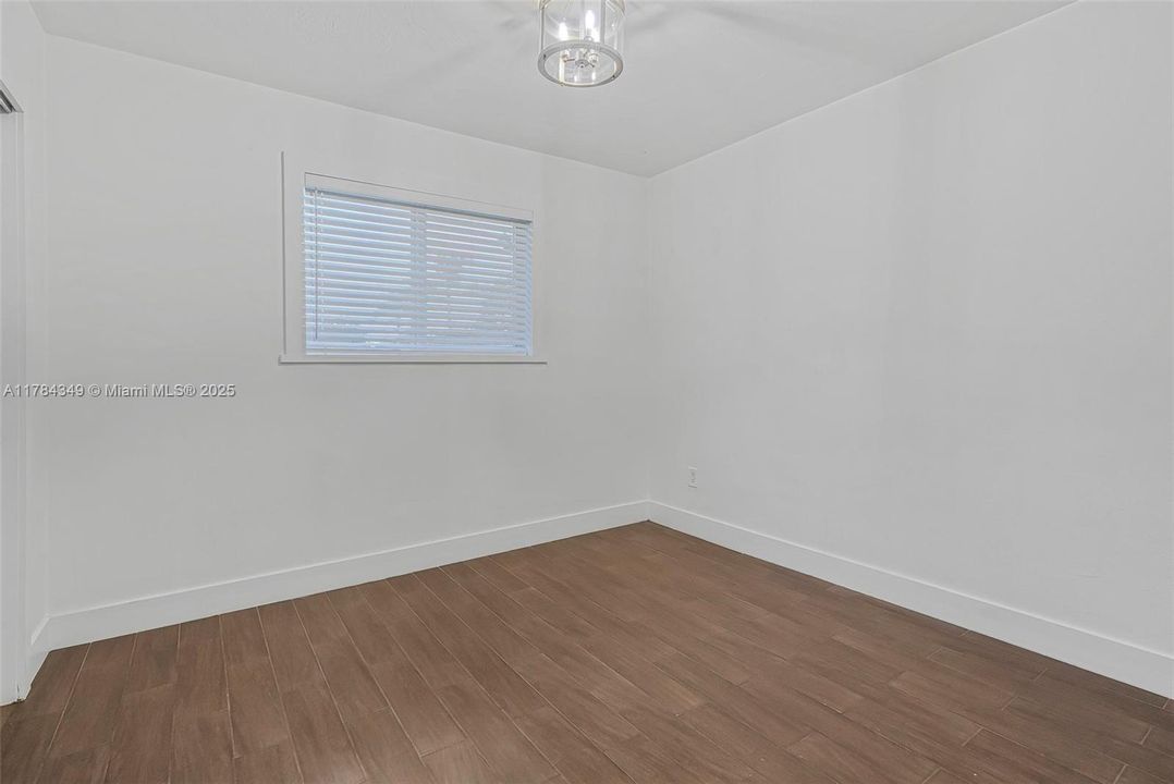 Недавно продано: $699,000 (4 спален, 3 ванн, 1443 Квадратных фут)