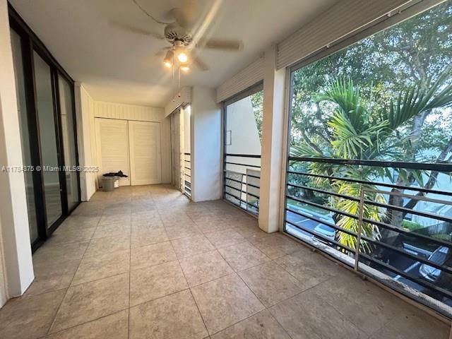 Vendido Recientemente: $224,900 (2 camas, 2 baños, 1170 Pies cuadrados)