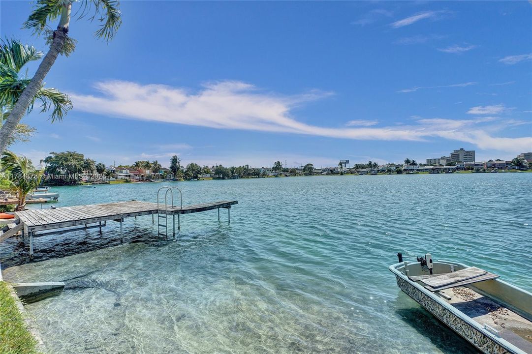 Недавно продано: $410,000 (2 спален, 1 ванн, 890 Квадратных фут)