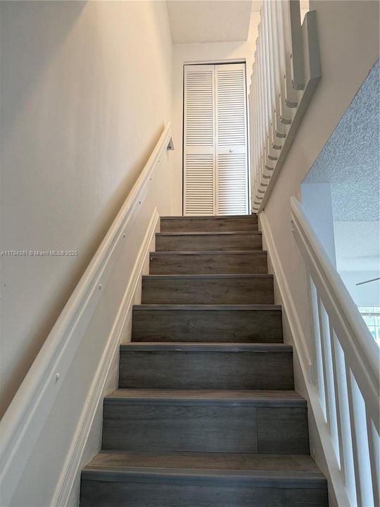 Recently Rented: $2,550 (2 beds, 2 baths, 1110 Square Feet)