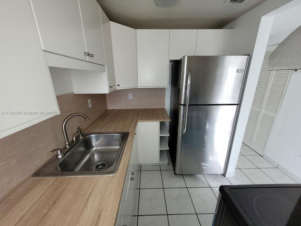 Recently Rented: $2,000 (2 beds, 1 baths, 600 Square Feet)