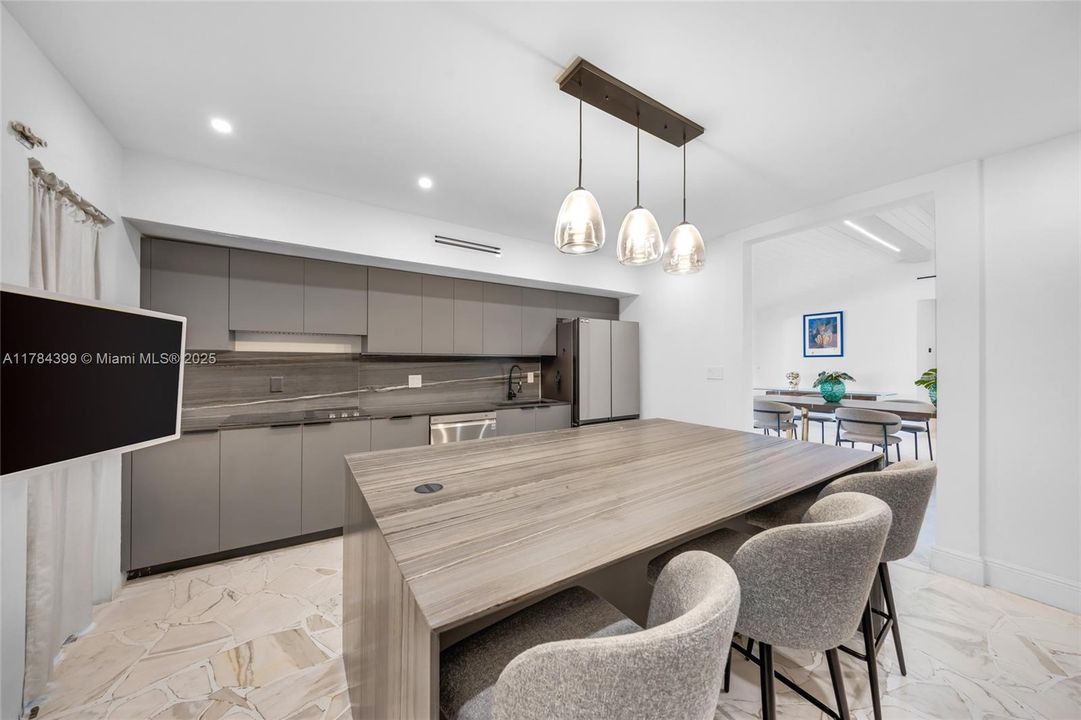 For Sale: $5,400,000 (4 beds, 4 baths, 3454 Square Feet)