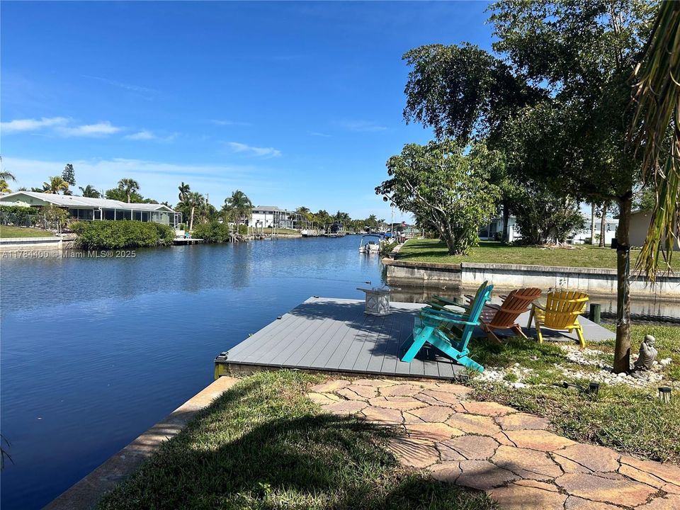 For Sale: $560,000 (3 beds, 2 baths, 2000 Square Feet)