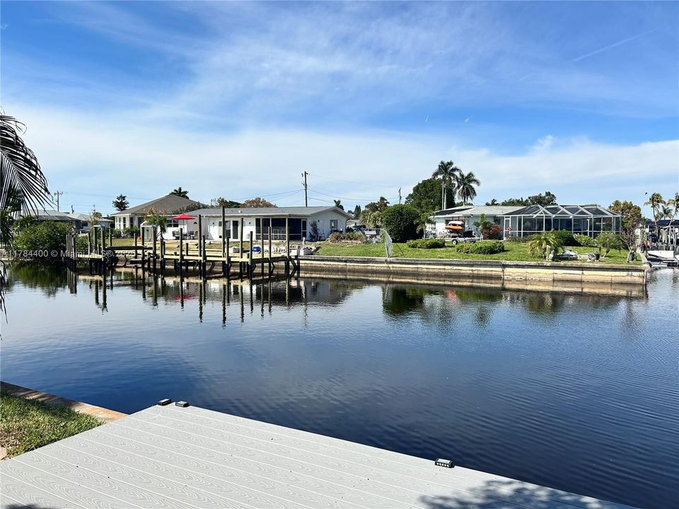 For Sale: $560,000 (3 beds, 2 baths, 2000 Square Feet)