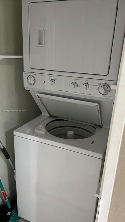 Vendido Recientemente: $280,000 (1 camas, 1 baños, 590 Pies cuadrados)