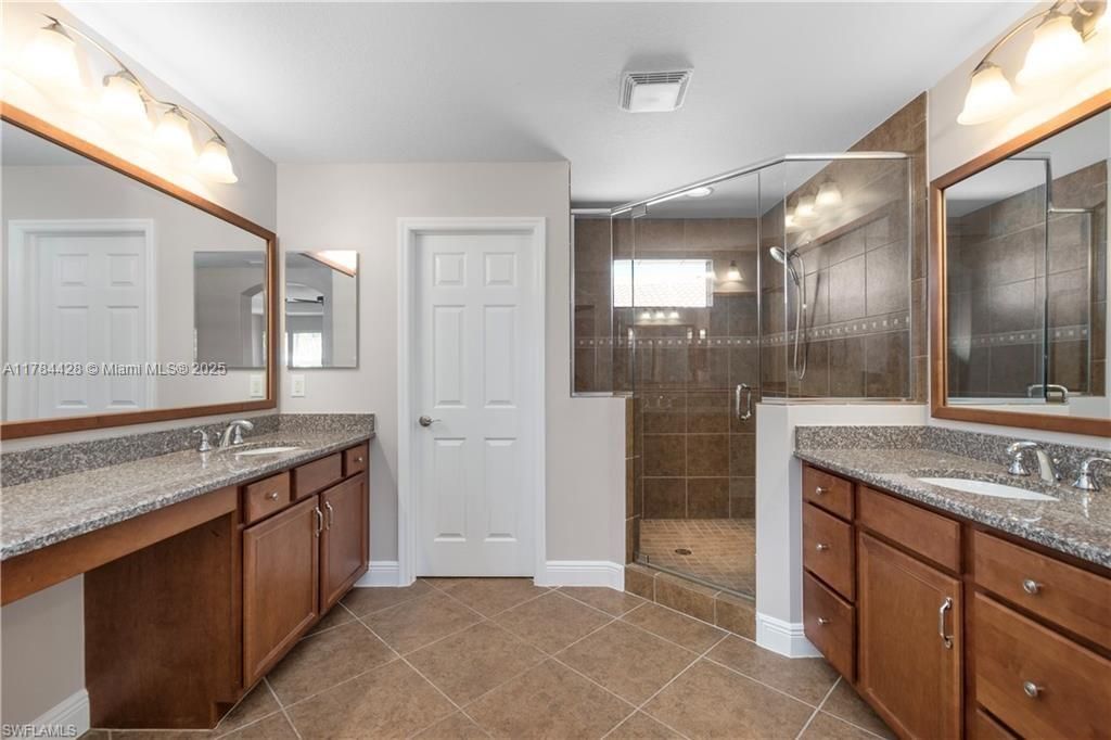 Recently Sold: $525,000 (3 beds, 2 baths, 2413 Square Feet)