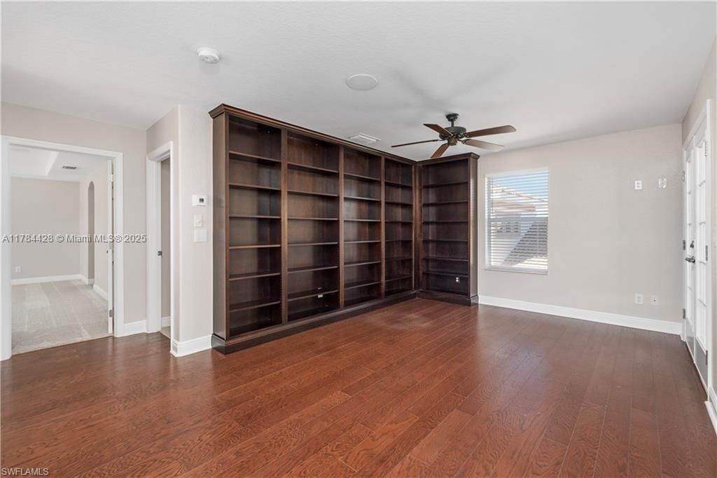 Recently Sold: $525,000 (3 beds, 2 baths, 2413 Square Feet)