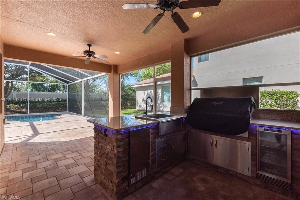 Recently Sold: $525,000 (3 beds, 2 baths, 2413 Square Feet)