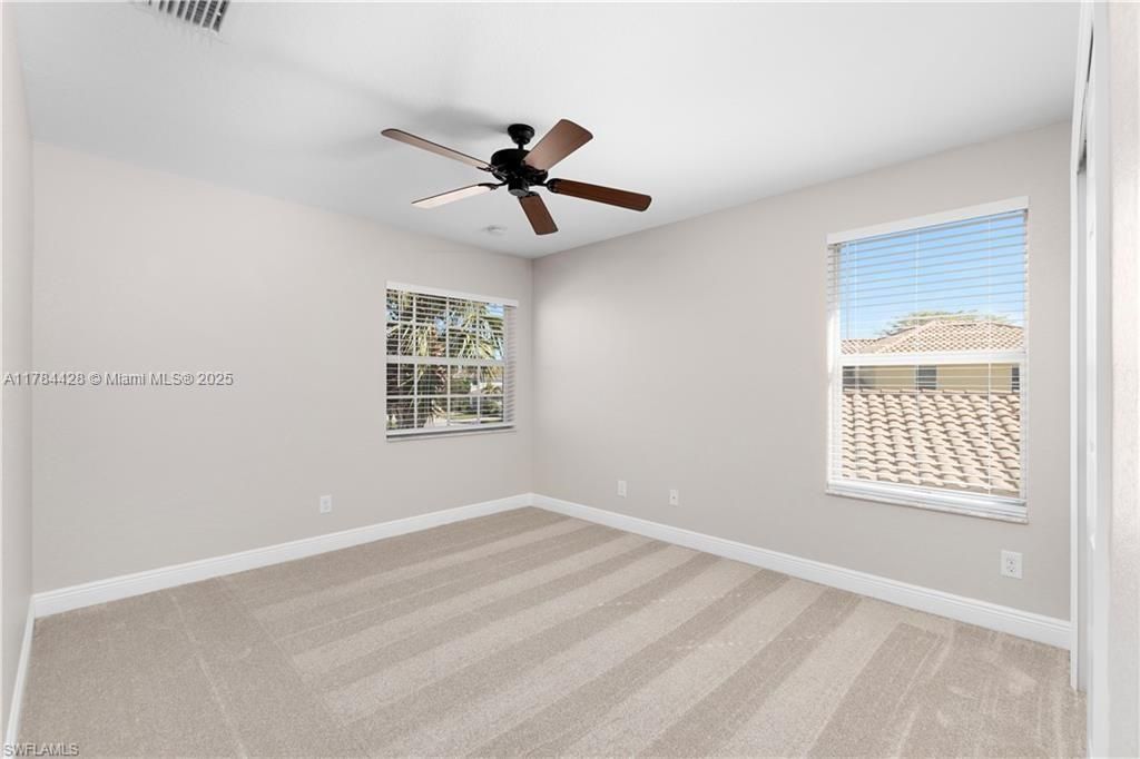 Recently Sold: $525,000 (3 beds, 2 baths, 2413 Square Feet)