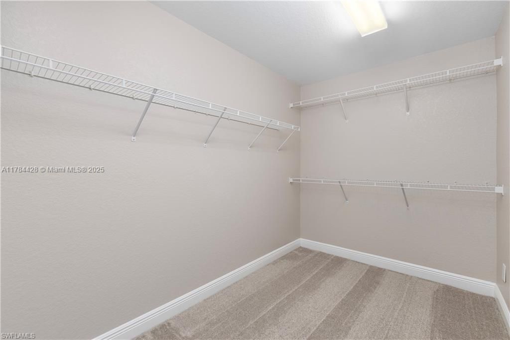 Recently Sold: $525,000 (3 beds, 2 baths, 2413 Square Feet)