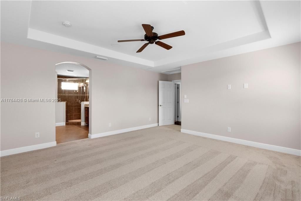 Recently Sold: $525,000 (3 beds, 2 baths, 2413 Square Feet)