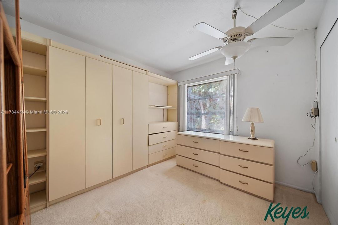 For Sale: $110,000 (2 beds, 2 baths, 840 Square Feet)