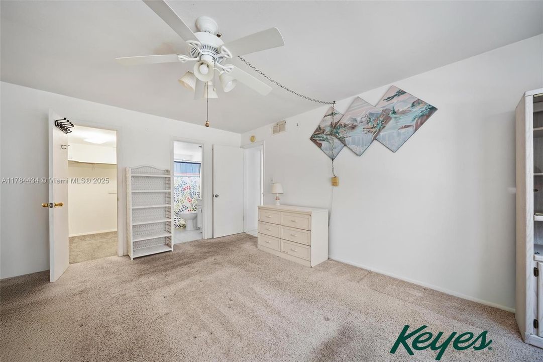 For Sale: $110,000 (2 beds, 2 baths, 840 Square Feet)