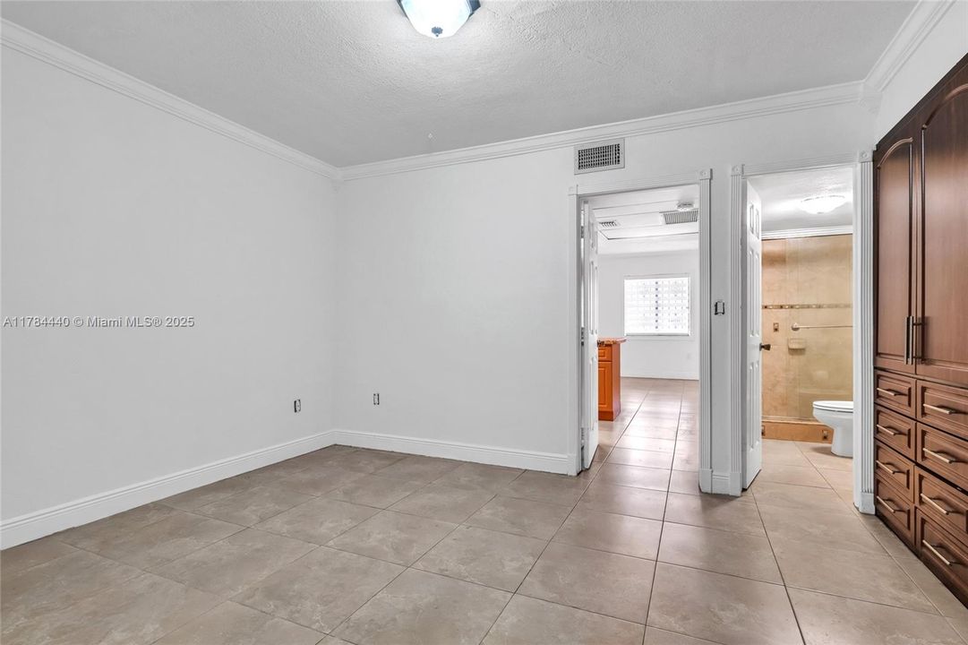 Recently Sold: $207,000 (1 beds, 1 baths, 528 Square Feet)
