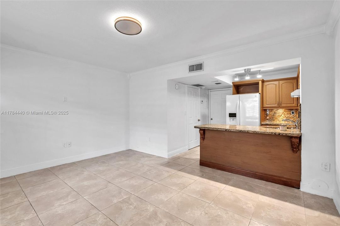 Recently Sold: $207,000 (1 beds, 1 baths, 528 Square Feet)