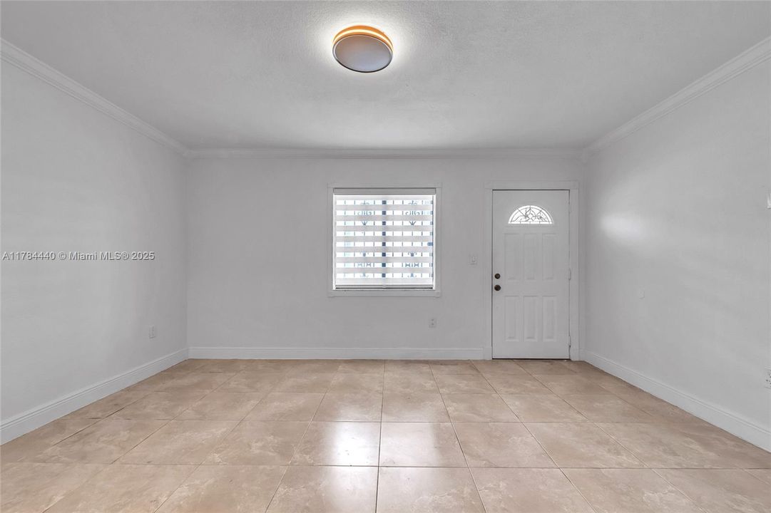 Recently Sold: $207,000 (1 beds, 1 baths, 528 Square Feet)