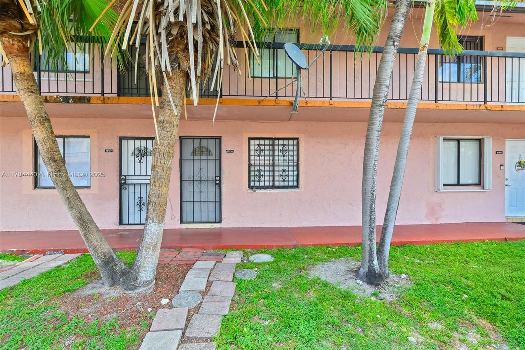 Recently Sold: $207,000 (1 beds, 1 baths, 528 Square Feet)