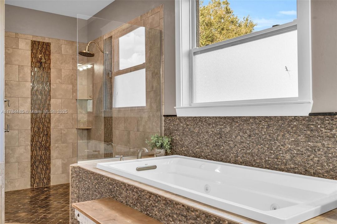 Active With Contract: $1,299,900 (4 beds, 3 baths, 3092 Square Feet)