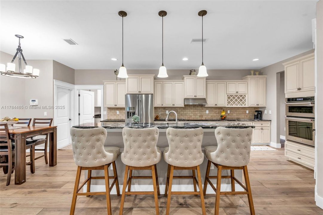 Active With Contract: $1,299,900 (4 beds, 3 baths, 3092 Square Feet)