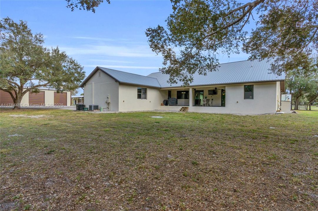 Active With Contract: $1,299,900 (4 beds, 3 baths, 3092 Square Feet)