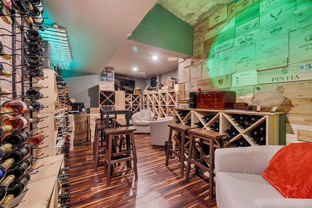 Ground floor 2,500-bottle wine cellar