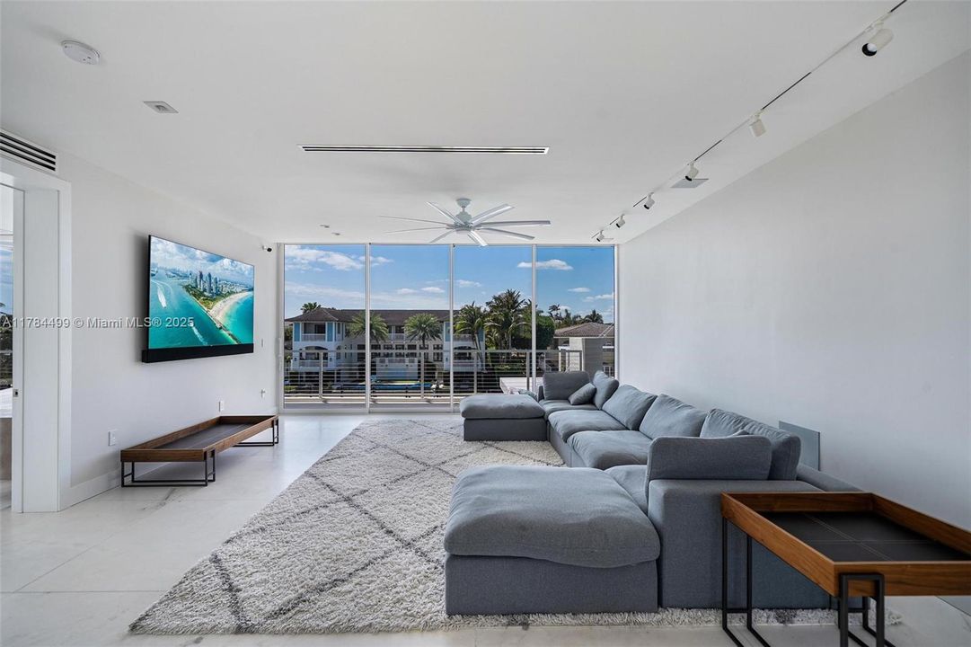 3rd floor living room