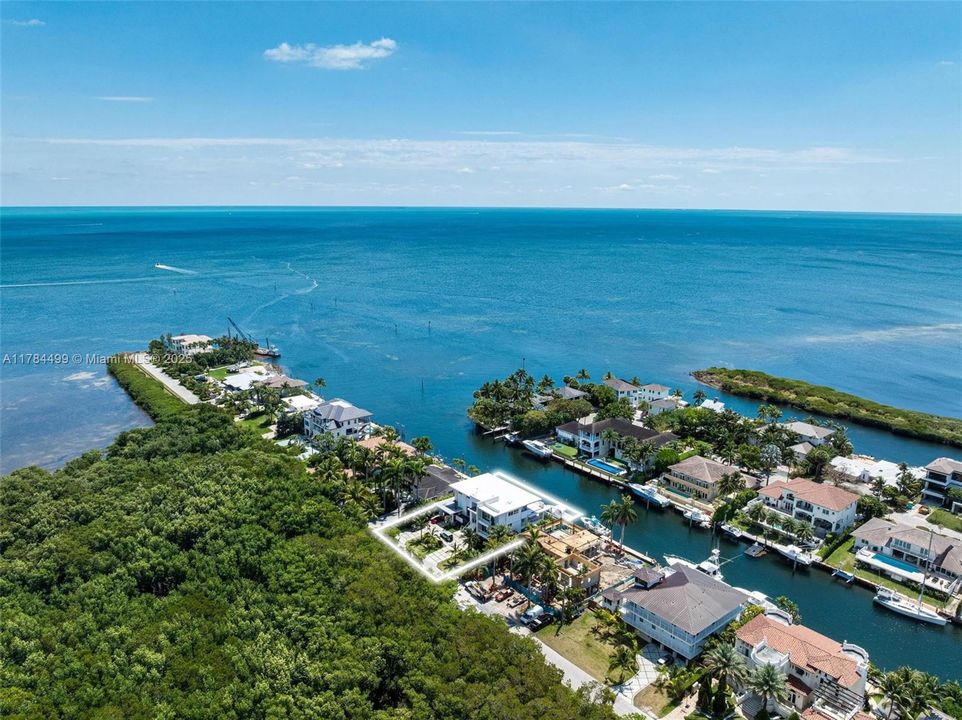 For Sale: $19,700,000 (6 beds, 7 baths, 6810 Square Feet)