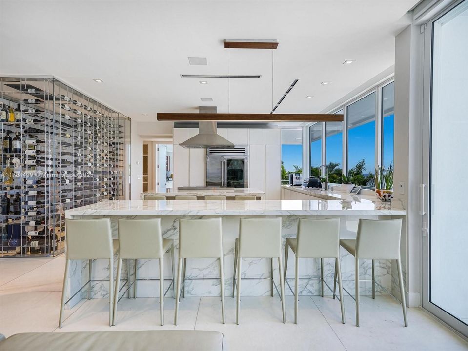 For Sale: $19,700,000 (6 beds, 7 baths, 6810 Square Feet)