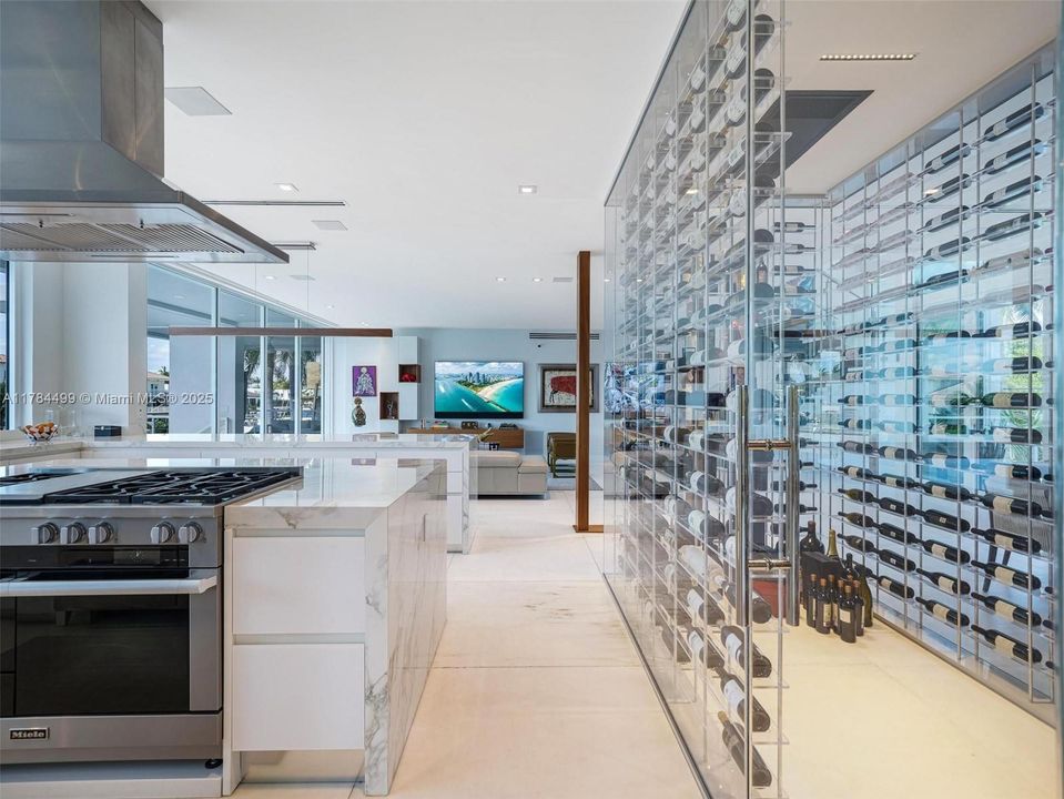 For Sale: $19,700,000 (6 beds, 7 baths, 6810 Square Feet)