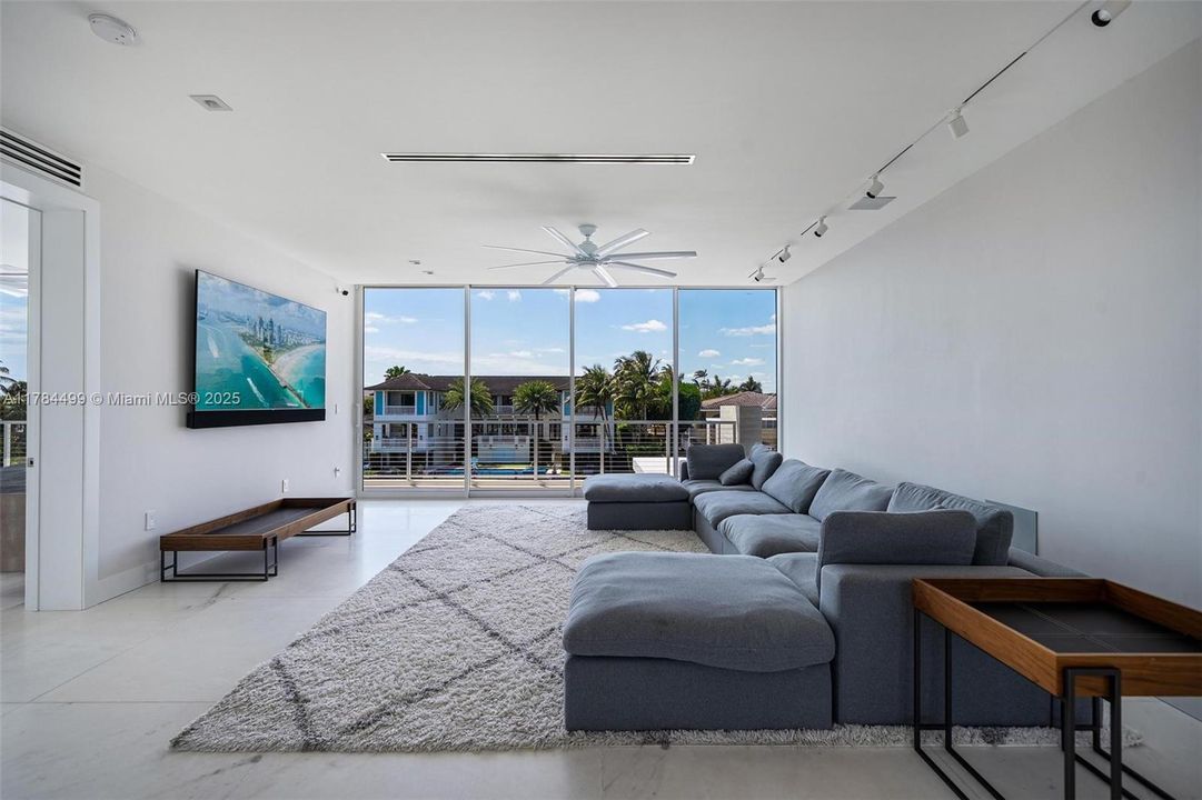 3rd floor living room