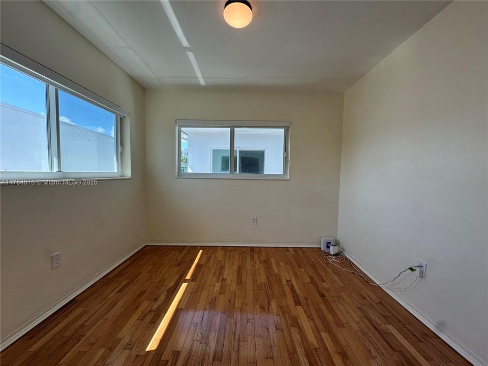 最近租的: $4,195 (3 贝兹, 2 浴室, 1632 平方英尺)