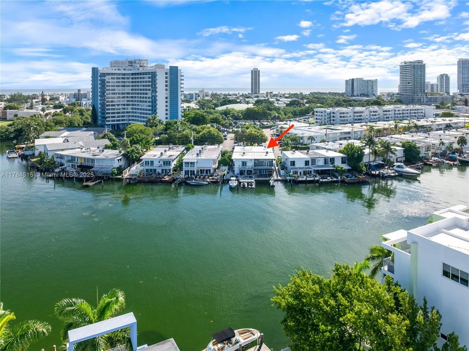 最近租的: $4,195 (3 贝兹, 2 浴室, 1632 平方英尺)