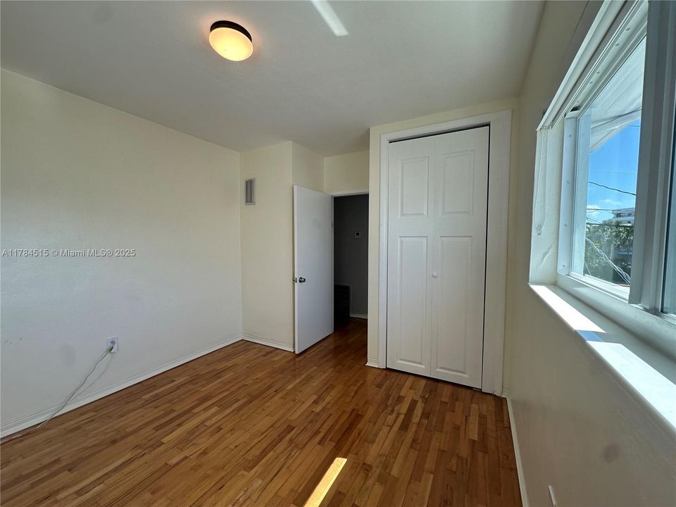 最近租的: $4,195 (3 贝兹, 2 浴室, 1632 平方英尺)