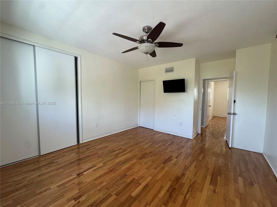 最近租的: $4,195 (3 贝兹, 2 浴室, 1632 平方英尺)